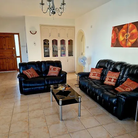 Luxurious Jasmine 4-bedroom Retreat With Private Pool Villa Kharcha