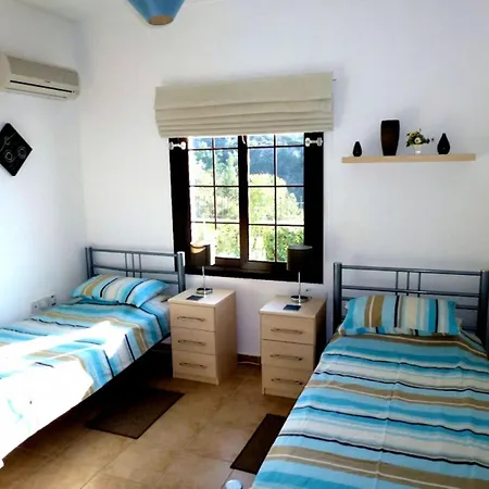 Luxurious Jasmine 4-bedroom Retreat With Private Pool * Kharcha
