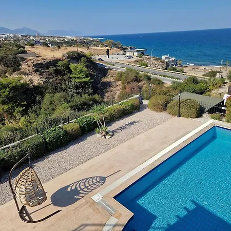 Villa Luxurious Jasmine 4-bedroom Retreat With Private Pool *