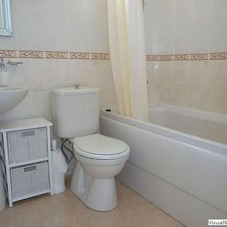 Villa Luxurious Jasmine 4-bedroom Retreat With Private Pool *