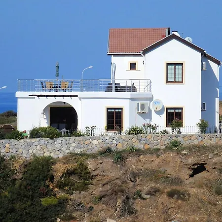 Luxurious Jasmine 4-bedroom Retreat With Private Pool * Kharcha